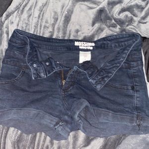 size 7 black high rise jean shorts